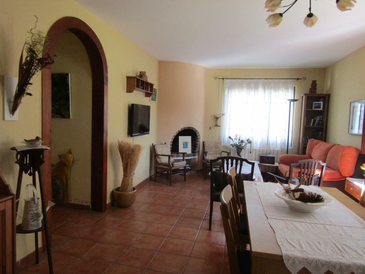 El Jardinet Villa Borreda Luaran gambar